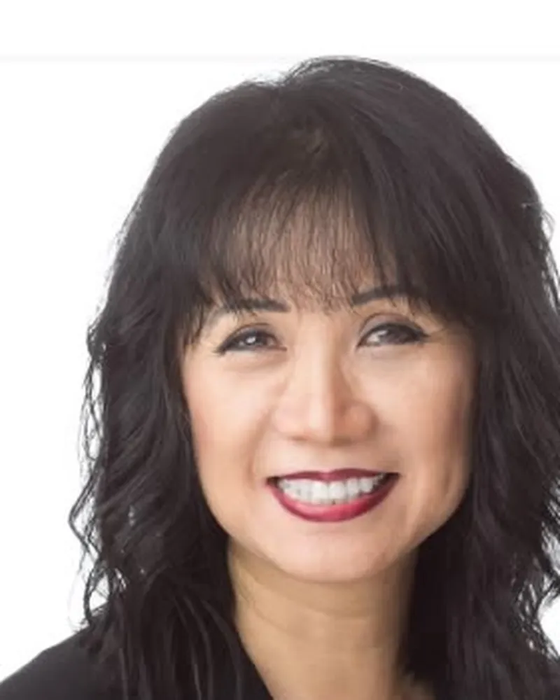 Mercy Lau, Sales Representative